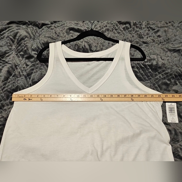 Torrid Girlfriend Signature Jersey Tank Top Size 1X - Picture 9 of 11